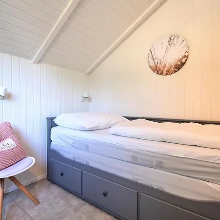 Ostsehbutzen Bikini-butze